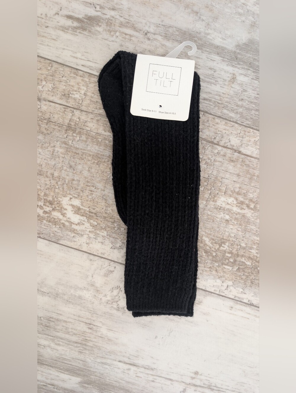 Full Tilt Black Ribbed Crew Socks